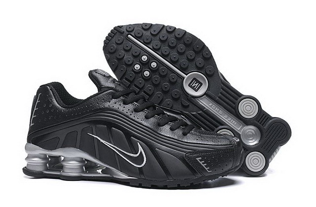 Nike Shox R4 05